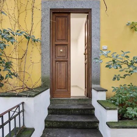 Daire The Poolside House - New 2 Bedroom With Terrace