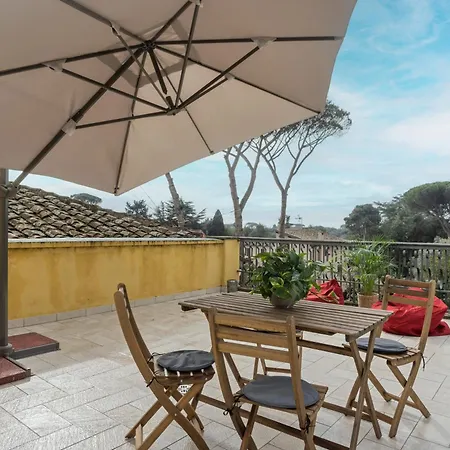 The Poolside House - New 2 Bedroom With Terrace Apartment Rome