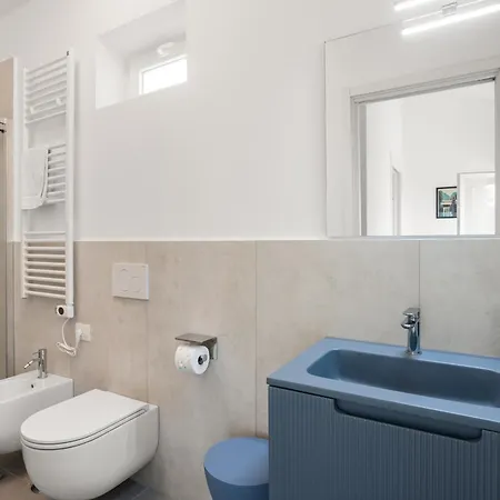 The Poolside House - New 2 Bedroom With Terrace Daire Roma