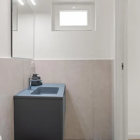 Daire The Poolside House - New 2 Bedroom With Terrace Roma
