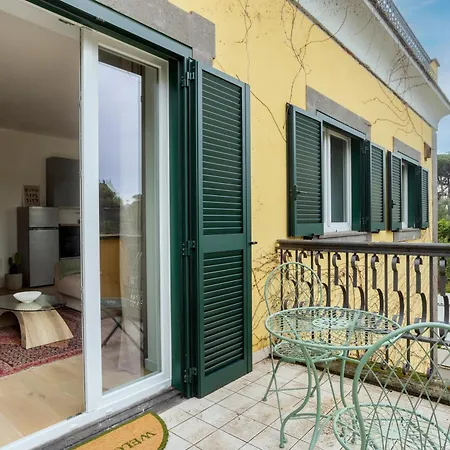 The Poolside House - New 2 Bedroom With Terrace Lejlighed Rom